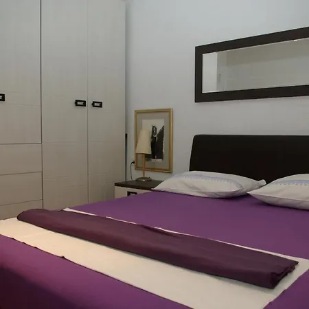 Apartment With A Parking Space - 12063 Makarska