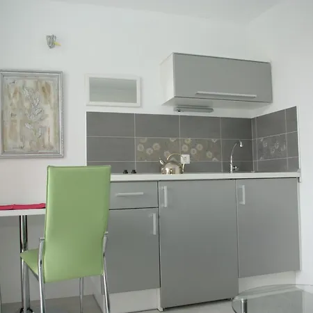 Apartment With Parking Space - 12063